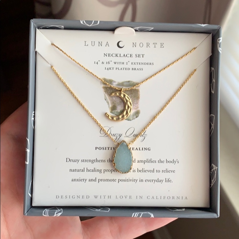 Luna Norte necklace set